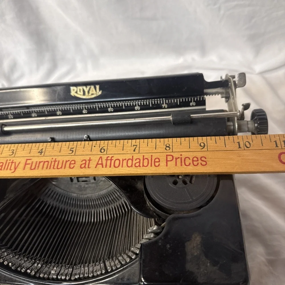Vintage Royal 10? Standard Manual Typewriter Glass Keys Office Writer 20's 30's